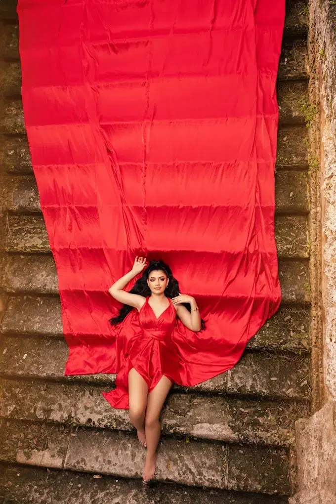 red dress quince