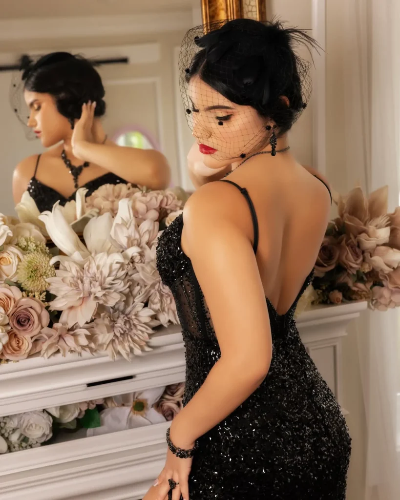 Vestido negro de quinceañera con brillo